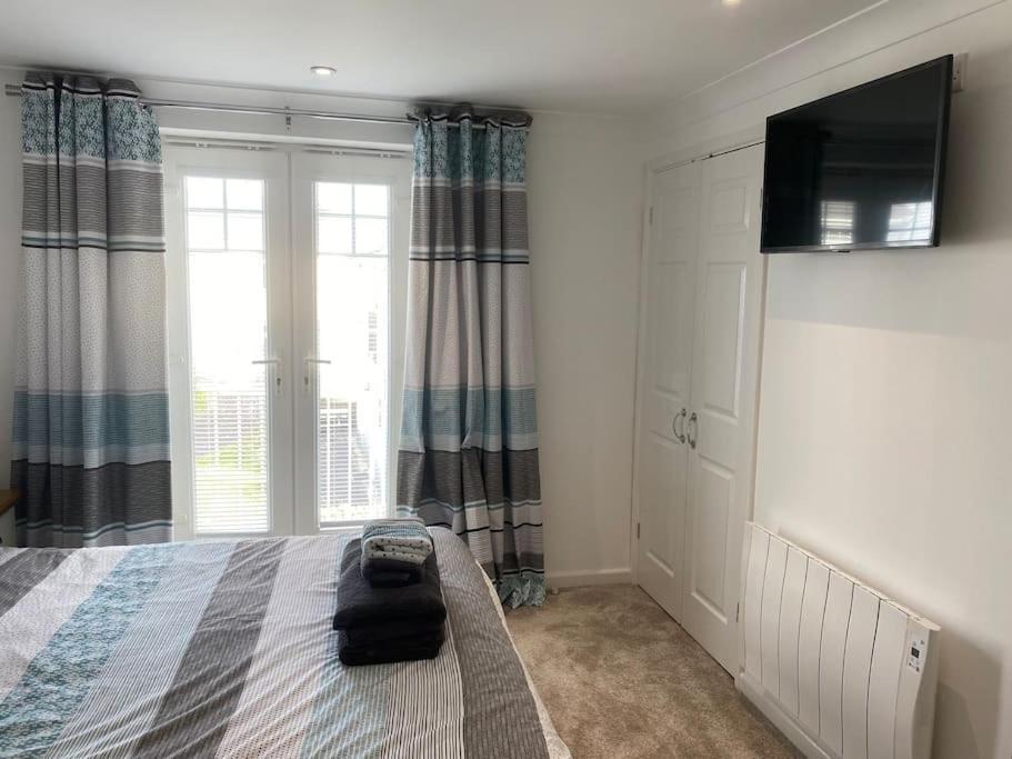 Surf'S Up! Perfect Base For Holidays Or Work In Cornwall Сент-Колумб-Мейджор Экстерьер фото