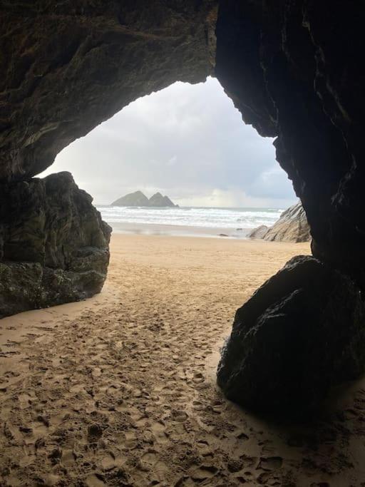 Surf'S Up! Perfect Base For Holidays Or Work In Cornwall Сент-Колумб-Мейджор Экстерьер фото